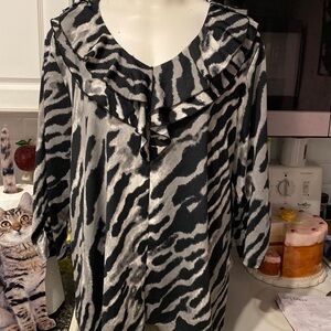 - e womens Kim Rogers stretch 3/4 sleeve plus size top 1X. Nice